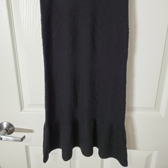 Frenchi Sleeveless Dress - Picture 5 of 8